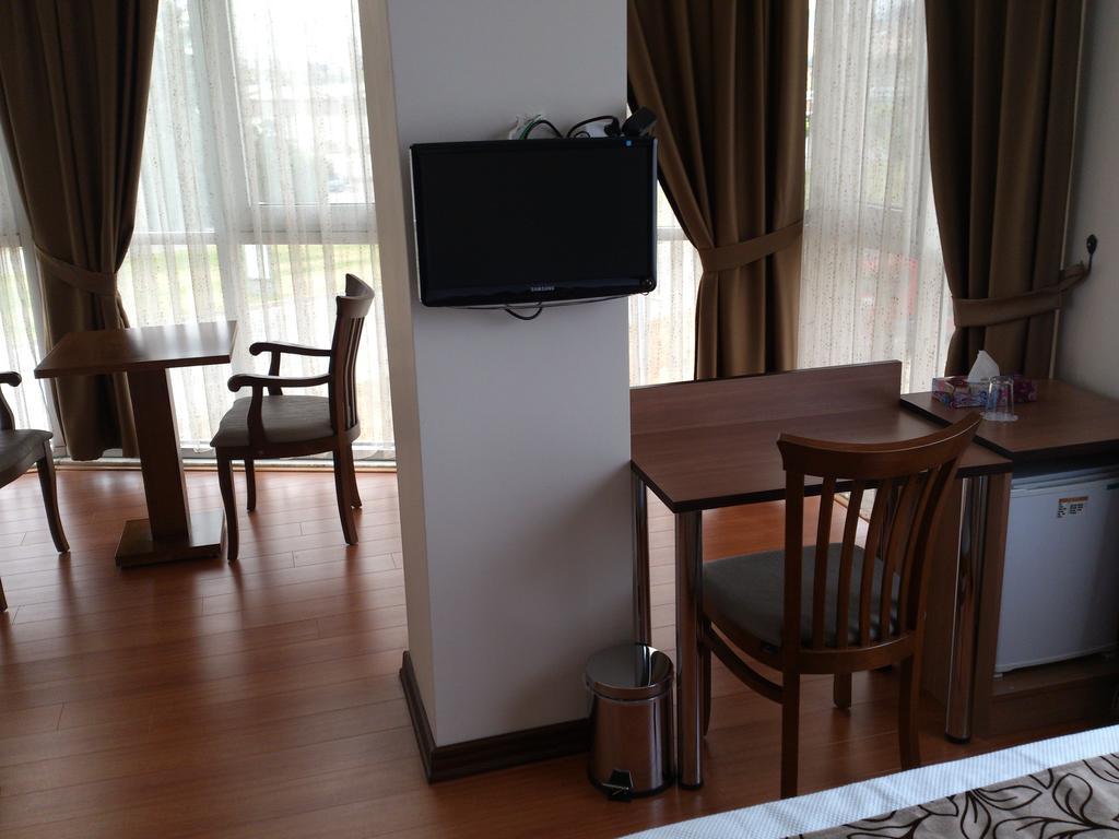باليكسير Pasha Suites الغرفة الصورة